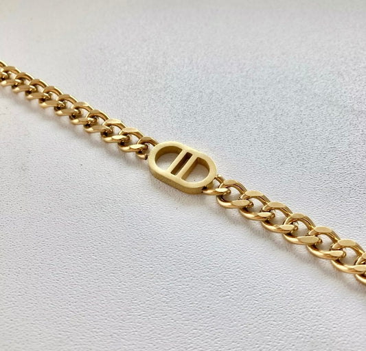 Fashion gold bracelet